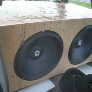 3rd baffle on and top extended to sides