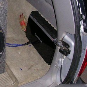 Space saving amp placement