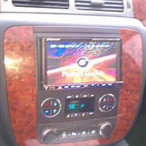 luech kustom car audio 646 529 2922