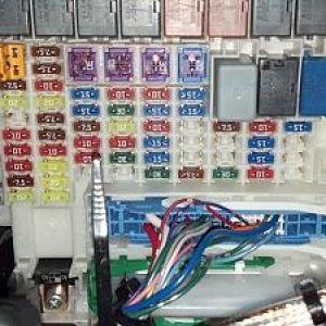 2009 HONDA FIT MUGEN FUSE BOX