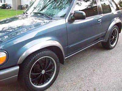 2000 Ford Explorer