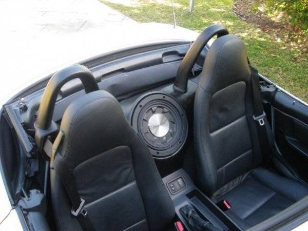 BMW Z3 10" subwoofer install