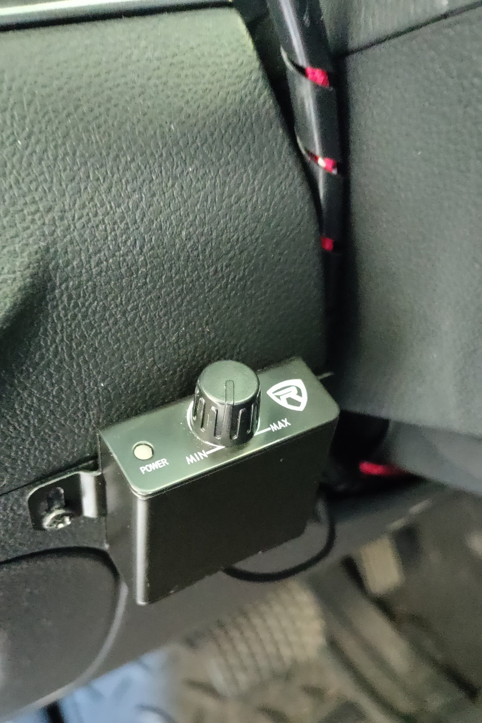 dead remote__01.jpg