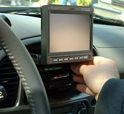 Front dash install with DVD