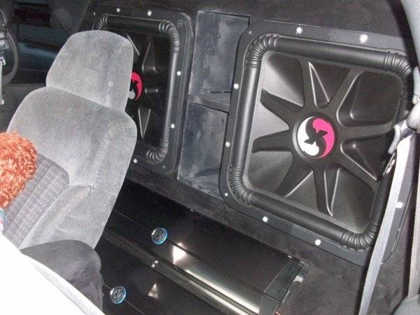 Inside the 99 blazer