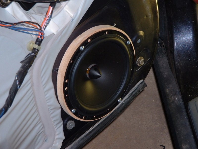 Installed speaker with custom mount