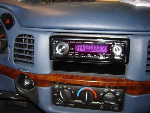 Kenwood X590 in teh Impala