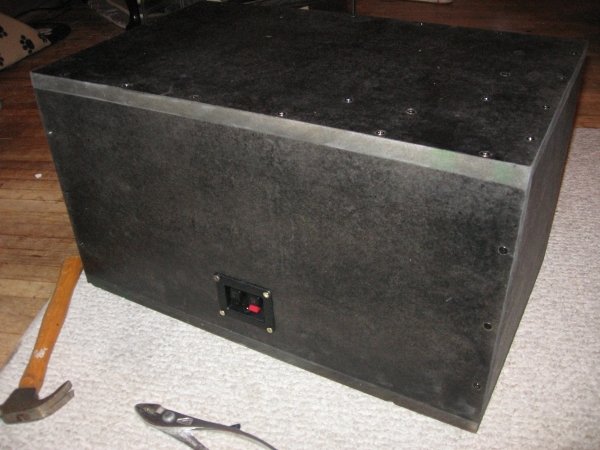 Kicker CVX 1.5ft3-35HZ Custom Box