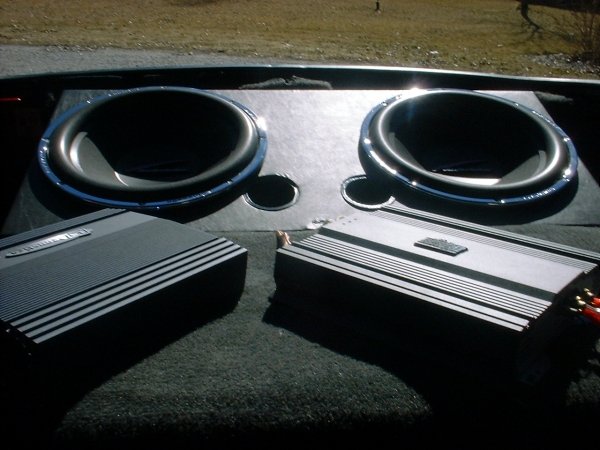 My 15&quot; subs in a Trans Am Hatch