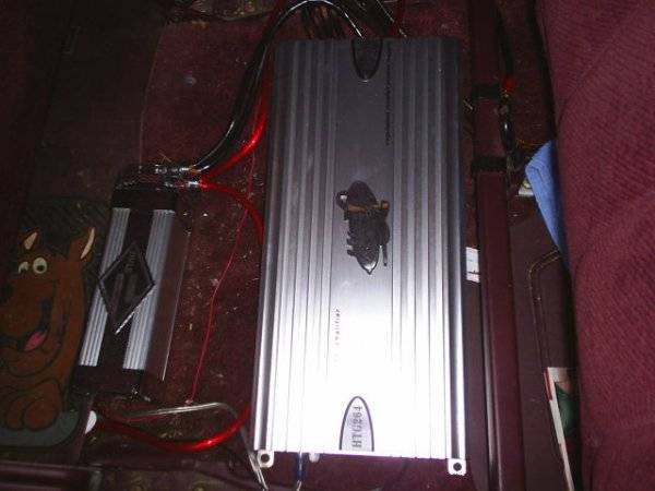 My amp and Pyle 3 farad cap