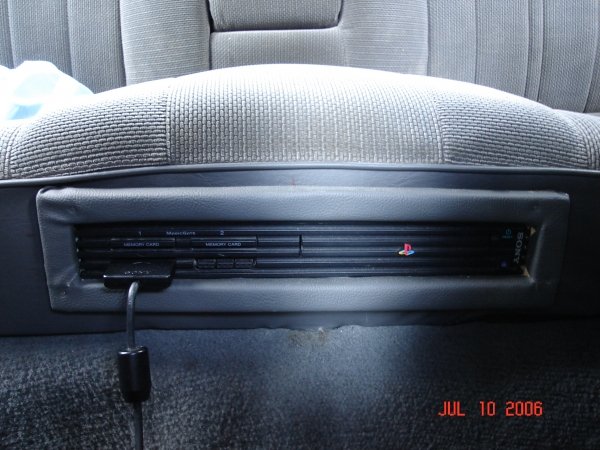 ps2 in back seat