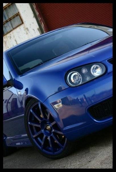 R32