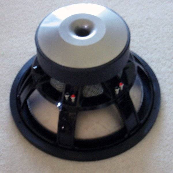 TC Sounds TC-5200 18 Nice ***!