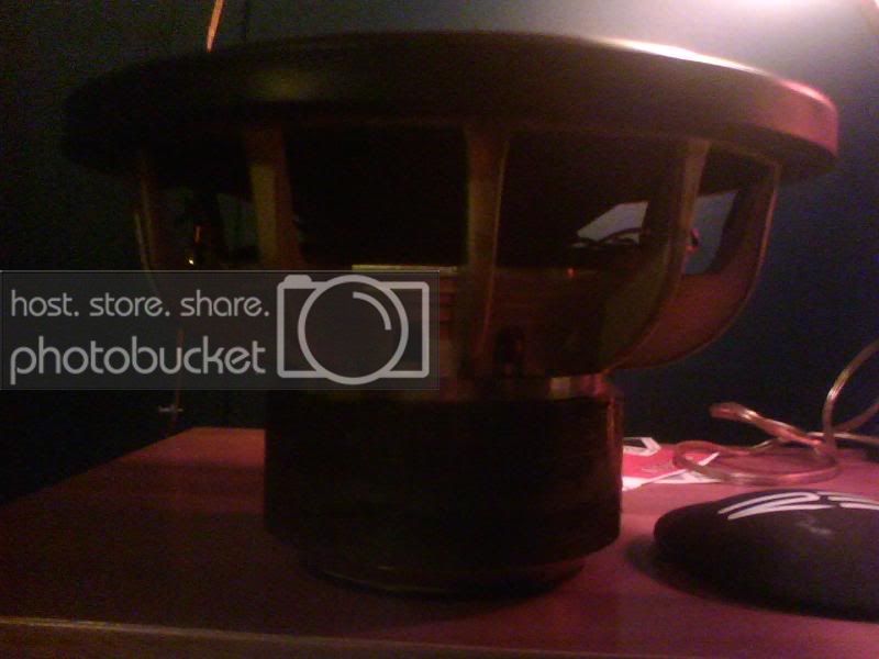 1211071822-00.jpg