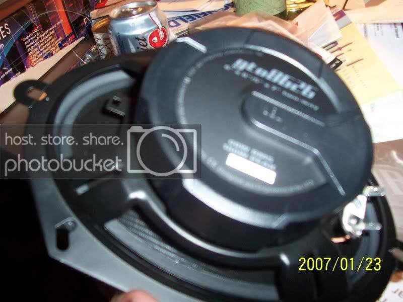 speakers002.jpg