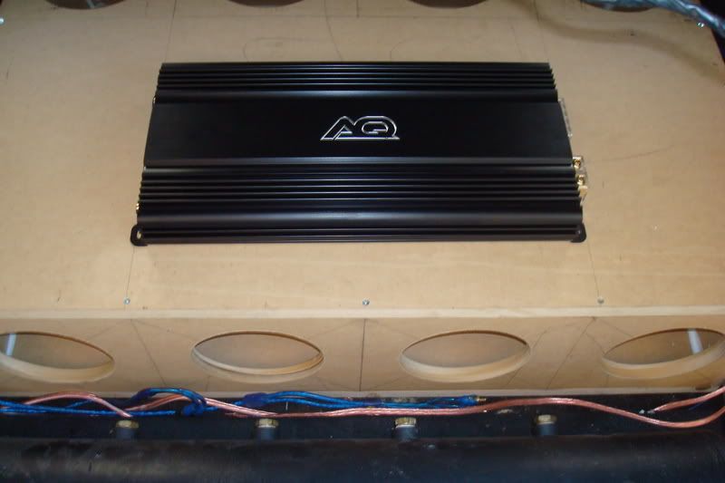 Box008-1.jpg