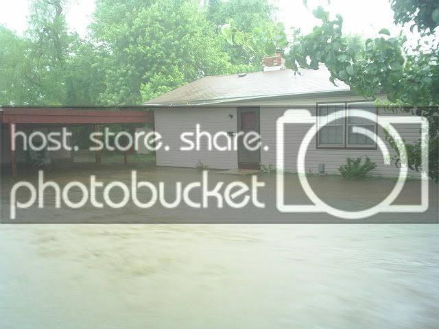 picsofflood008.jpg