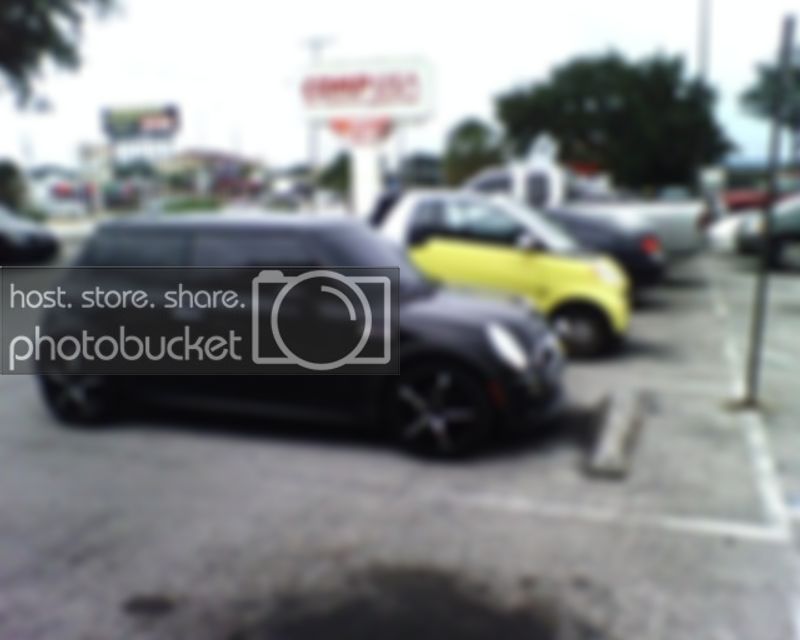 miniandsmartcar.jpg