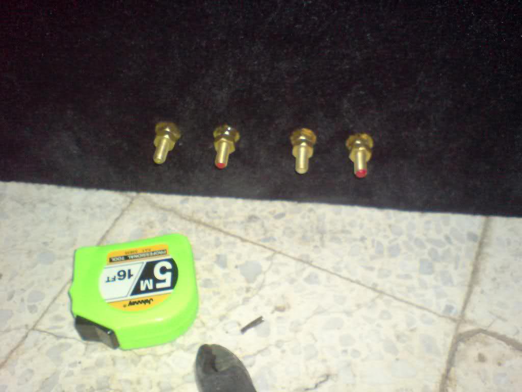 28gyw0i.jpg