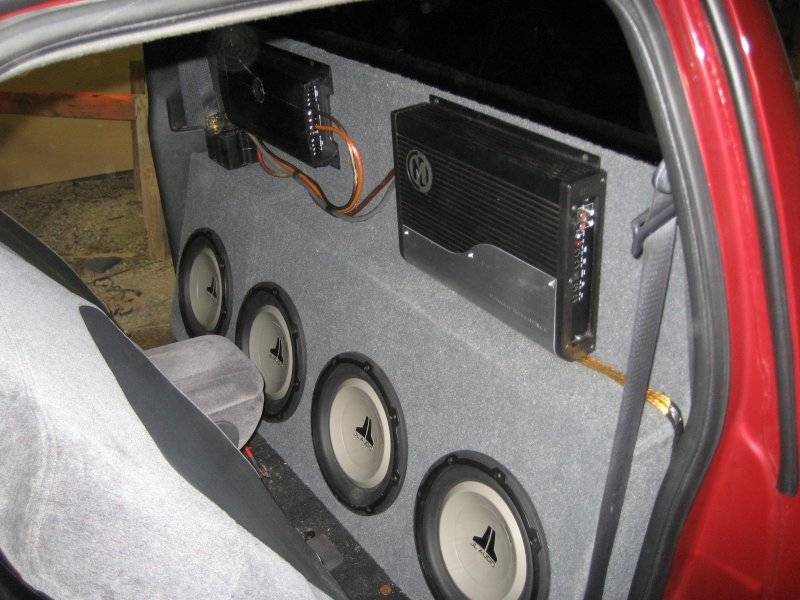 dereks_sub_install.jpg