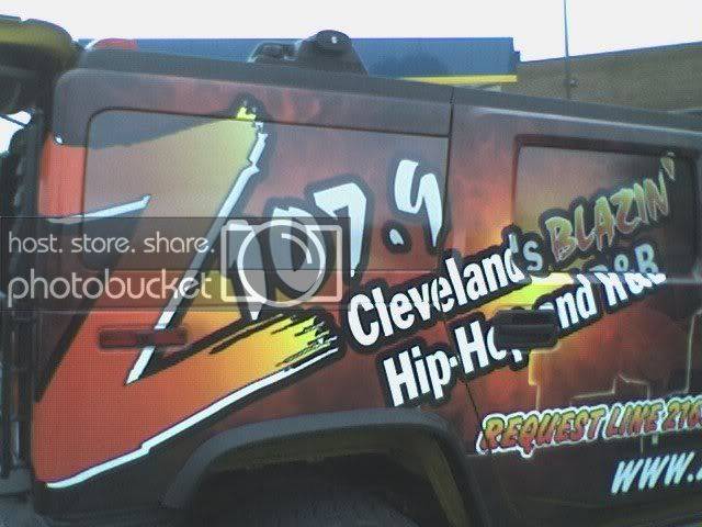 1079logoonhum.jpg