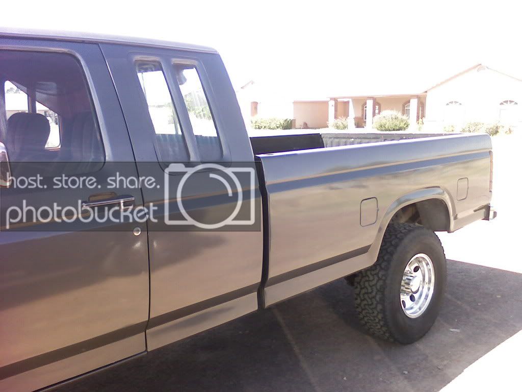 f2504.jpg