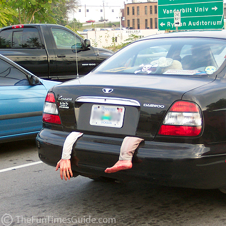 body_in_trunk.jpg