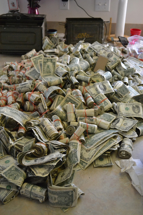cash-dolar-dollar-money-pay-Favim.com-417322.jpg