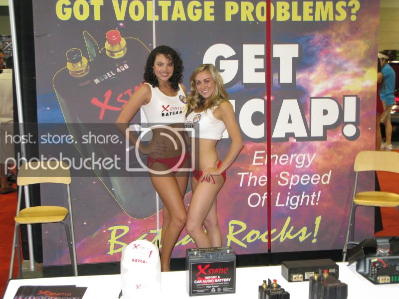 batcapgirls.jpg