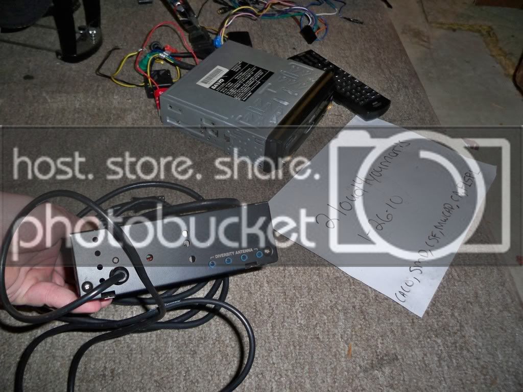 SanyoECD-T1580DVCarVideoPlayer003.jpg