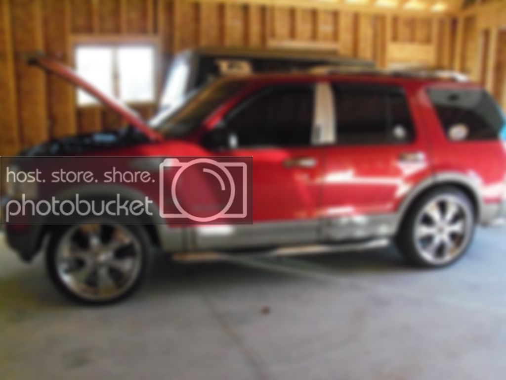 explorer009.jpg