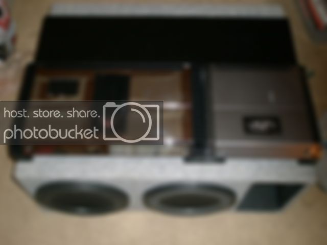 SubsAmpInstalled4.jpg