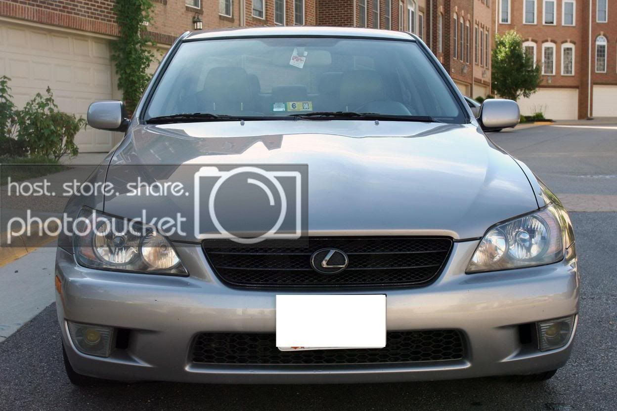 Lexus2.jpg