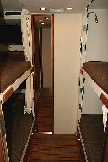 MXXL24AH.i18-560.jpg