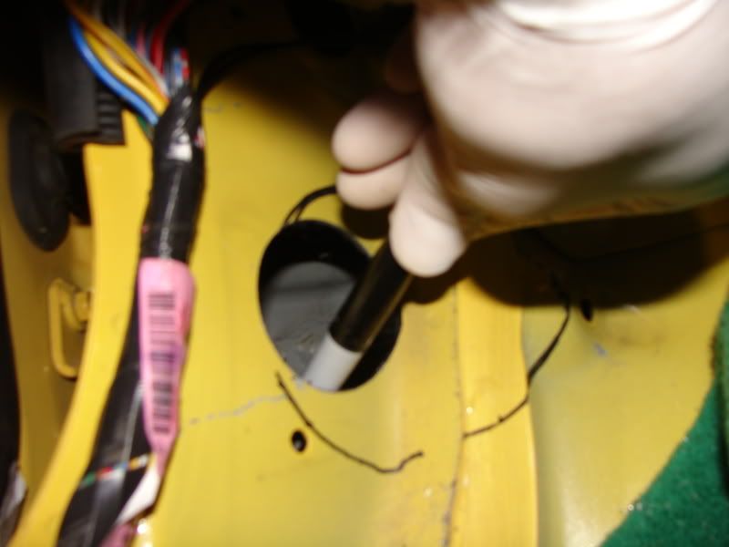 Caraudioinstallpics022.jpg