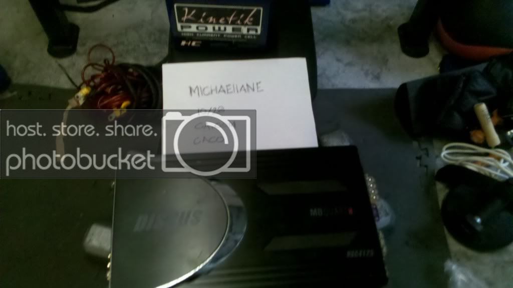 207950040_photobucket_8029_.jpg