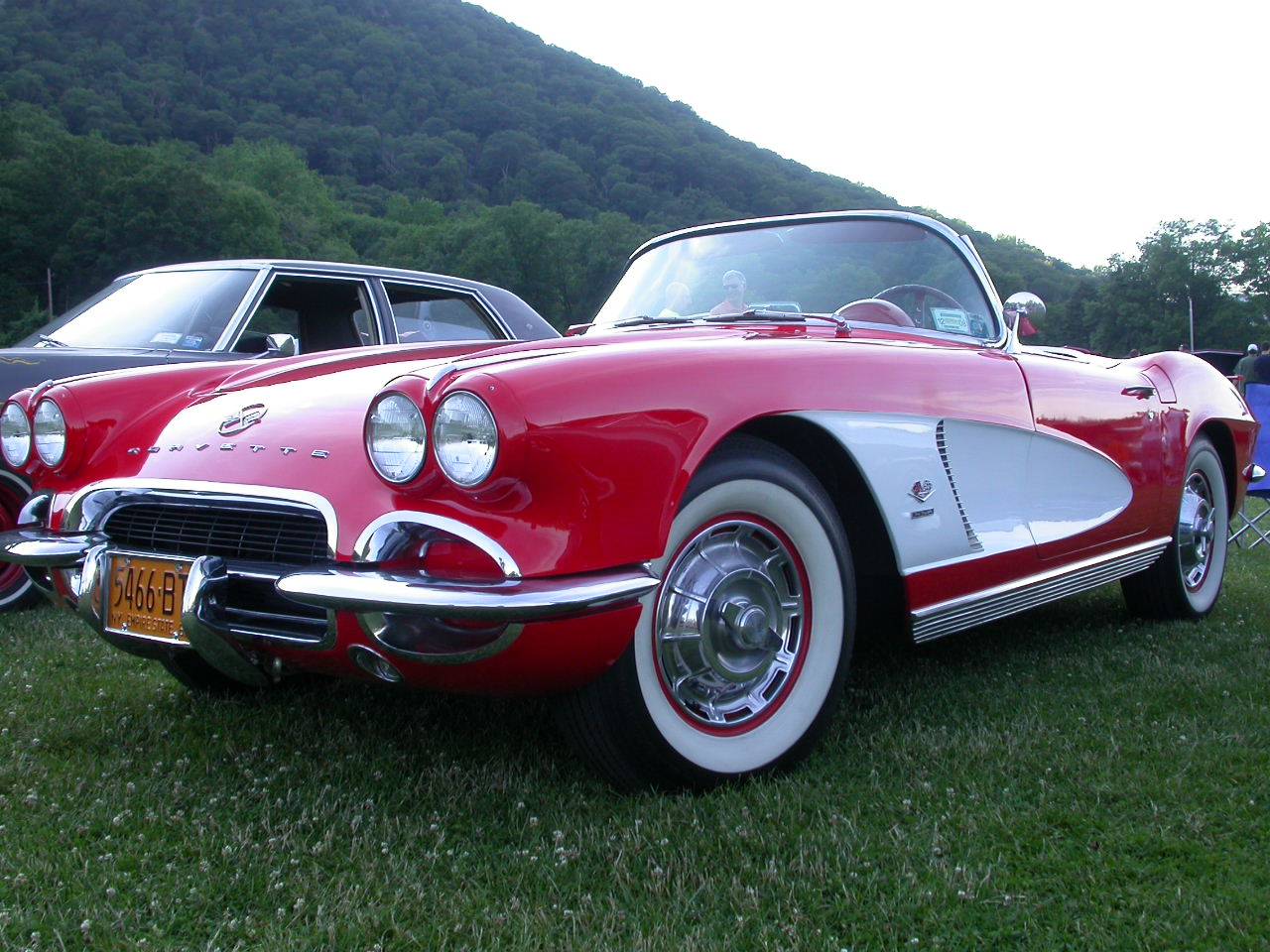 1962-chevrolet-corvette.jpg