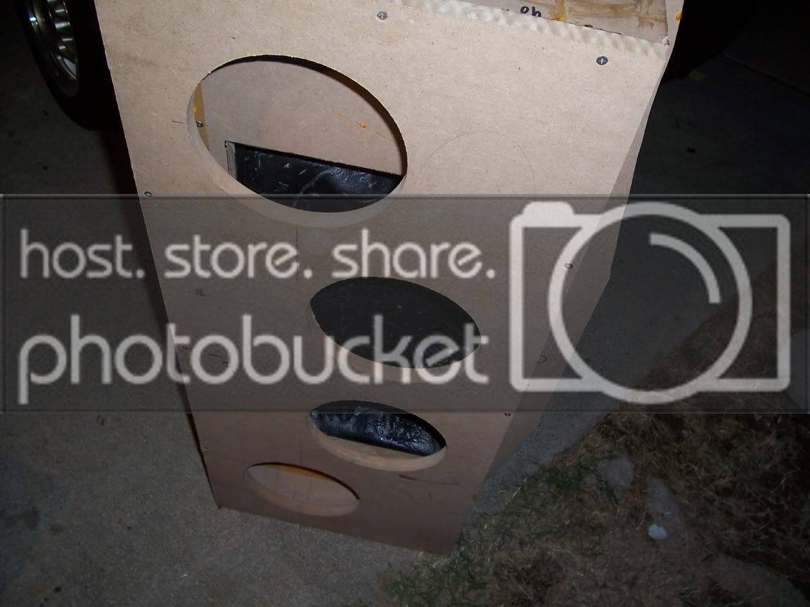 fiberglasssubbox006.jpg