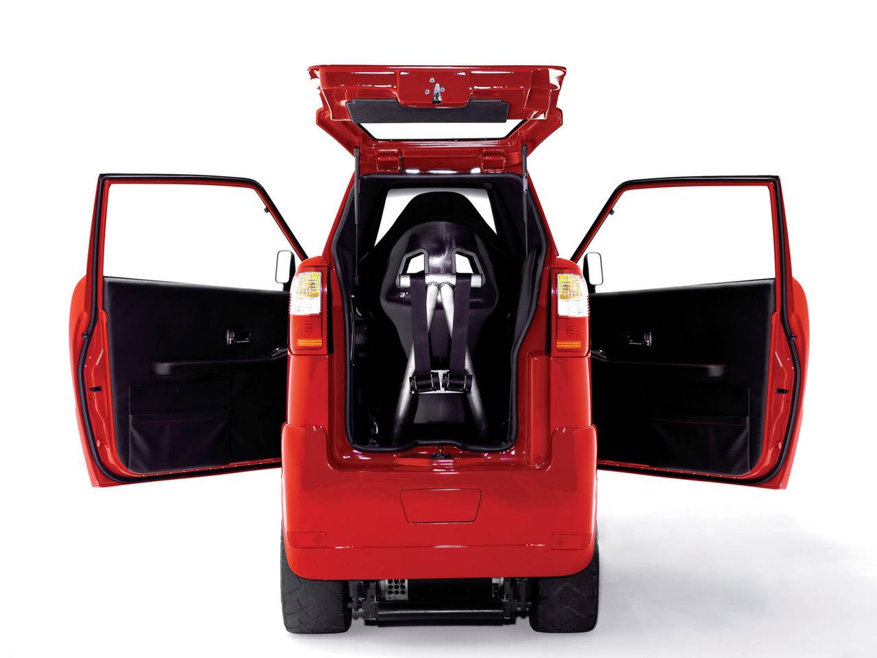 2006-Commuter-Cars-Tango-R-Studio-1280x960.jpg