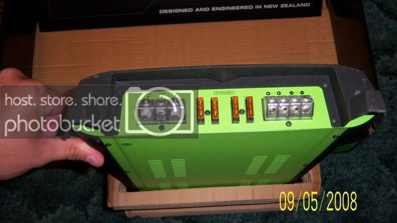 amp007-1.jpg