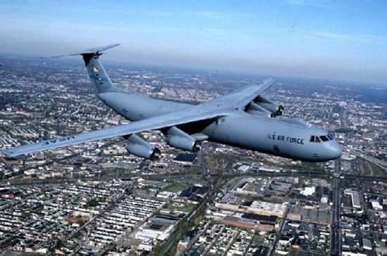 c141_05.jpg