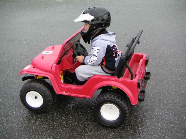 veva-powerwheels1.jpg