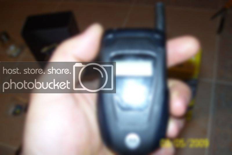phones006.jpg