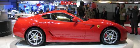 ferrari_f599_gtb_fiorano_side.jpg