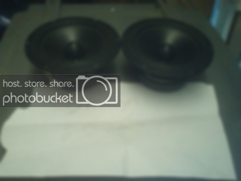 speakers009.jpg