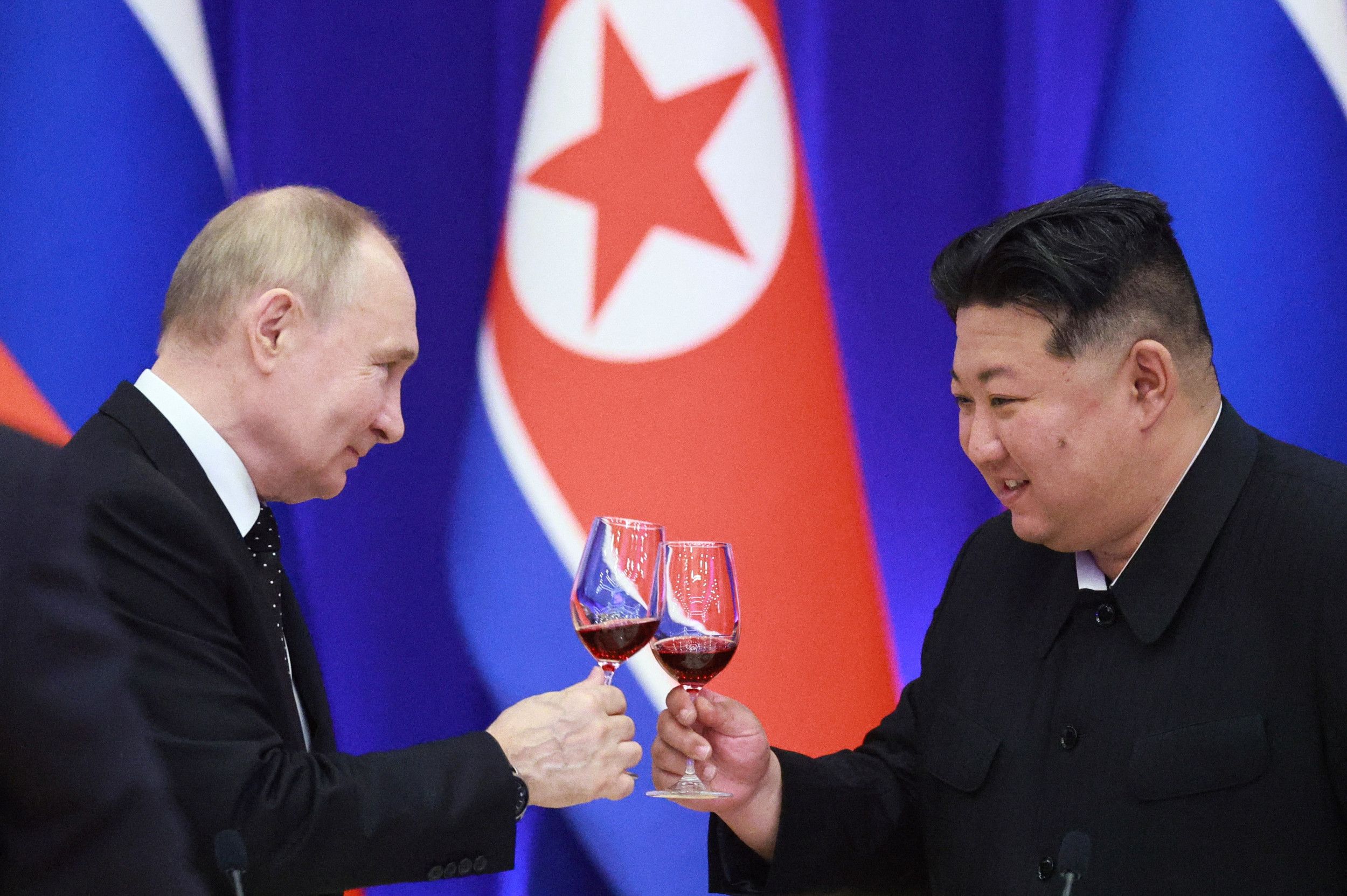 www.newsweek.com