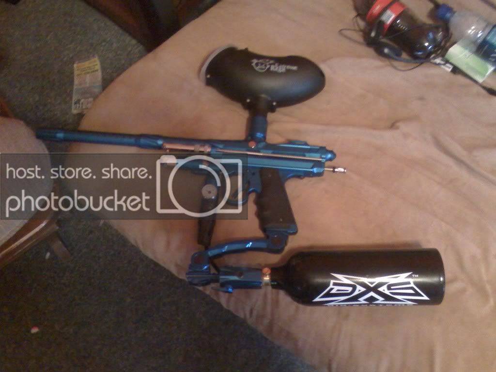 theautococker001.jpg