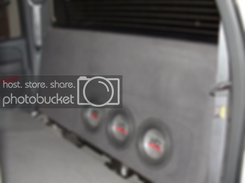 speakers012.jpg