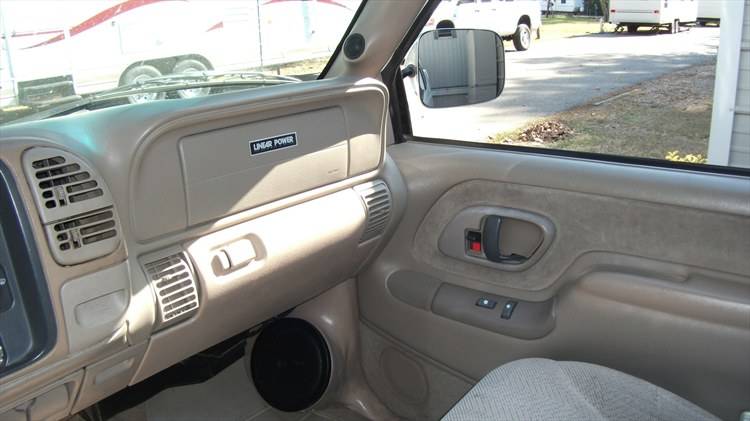 26203464010_large.jpg