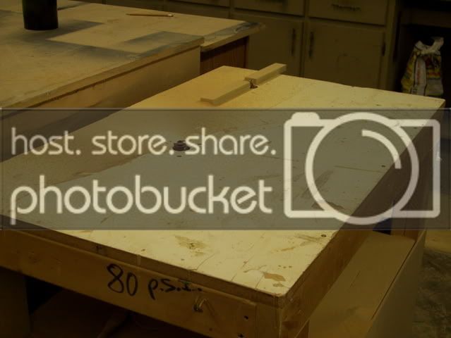 Shop016.jpg
